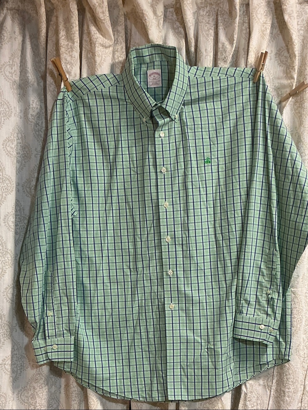 Brooks Brothers Men's Green Plaid Button-Down Shirt - Classic Long Sleeve